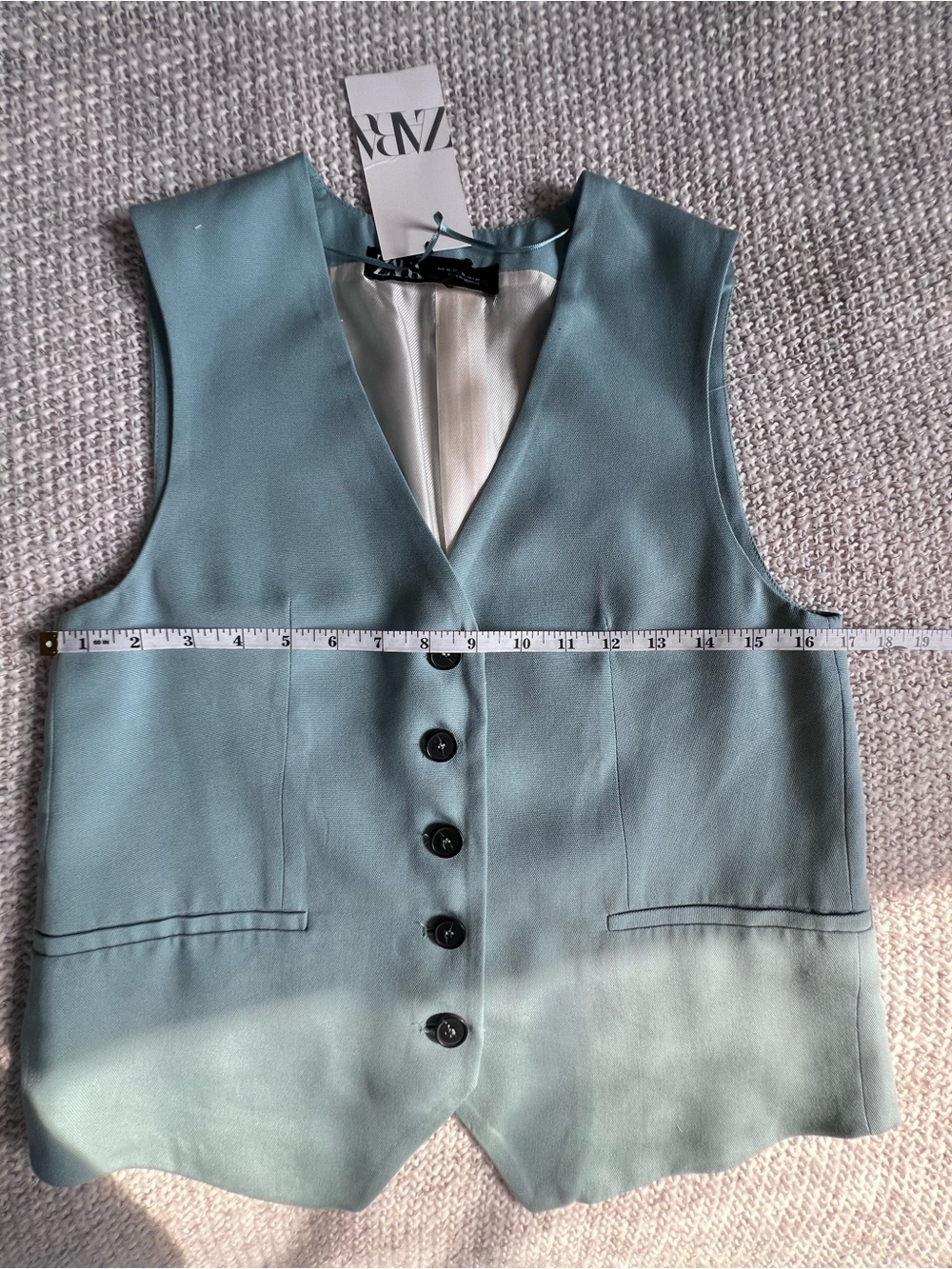 Vest - Picture 7 of 7